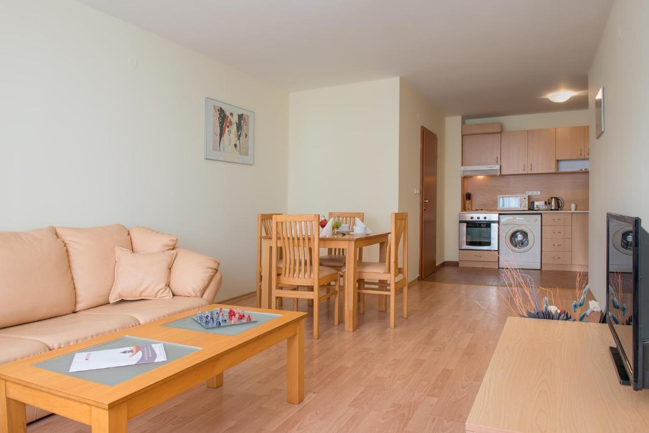 Marina And Panorama Apartments Sveti Vlas Exterior foto